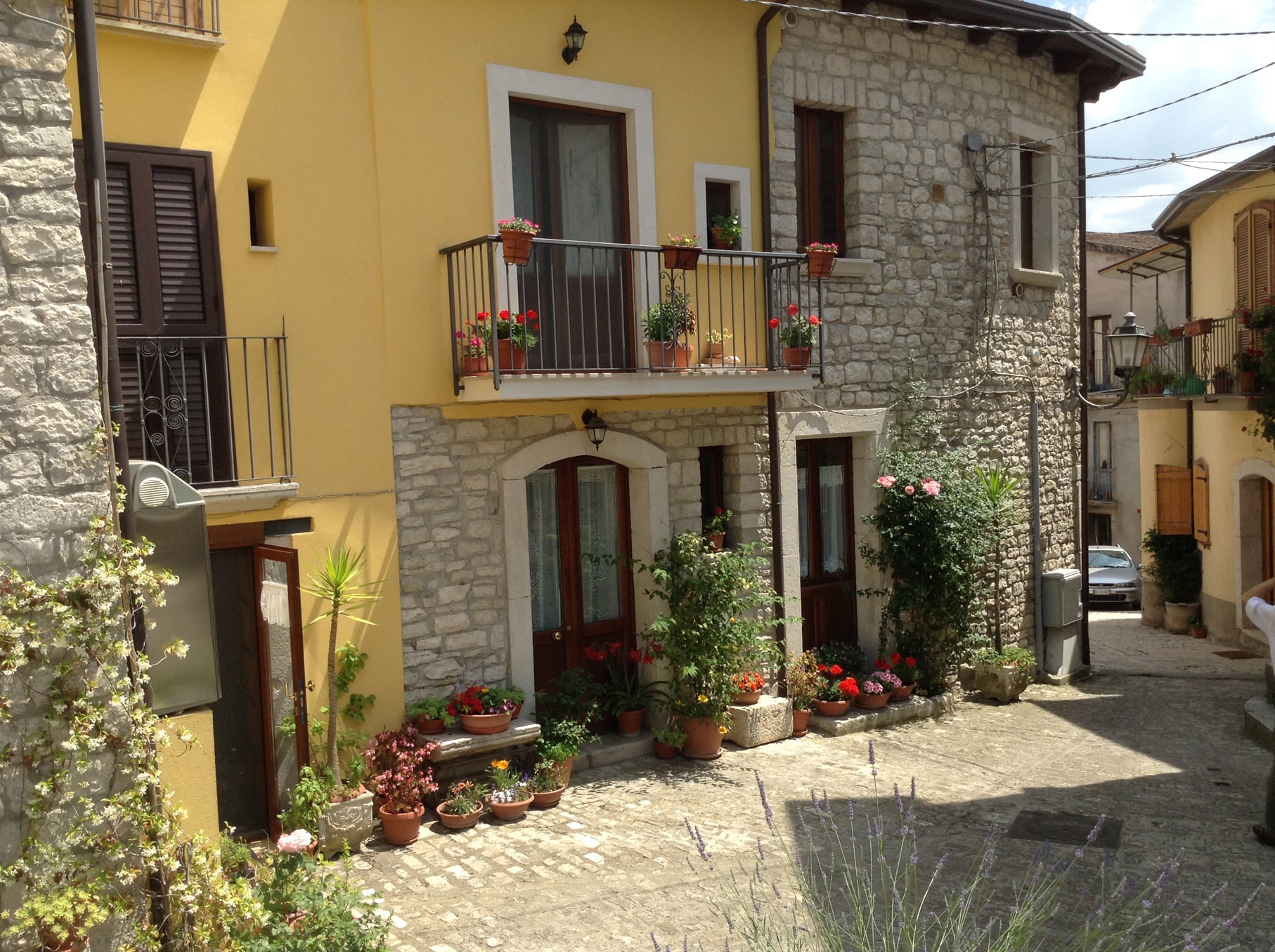 Houses in Via Riella